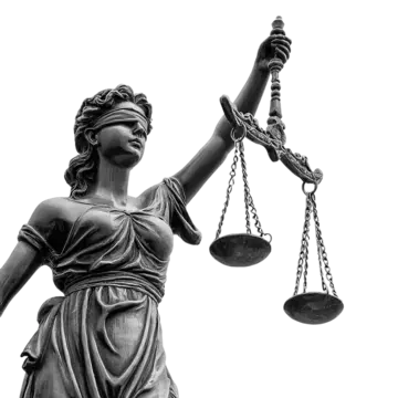 Estátua da Justiça com balança, em imagem de fundo transparente